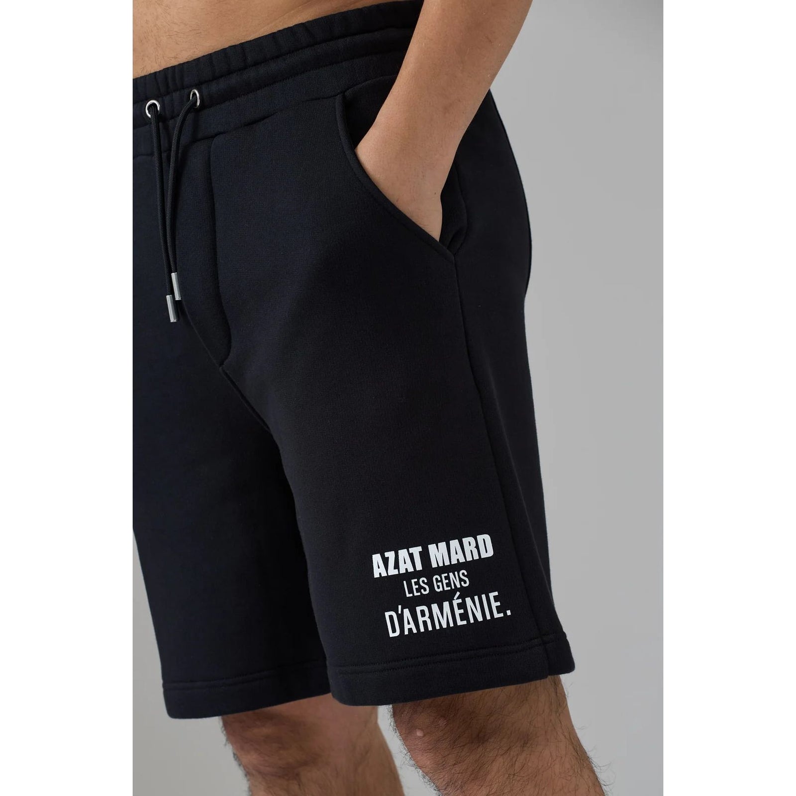 AZAT MARD LES GENS BLACK SHORTS - Yooto