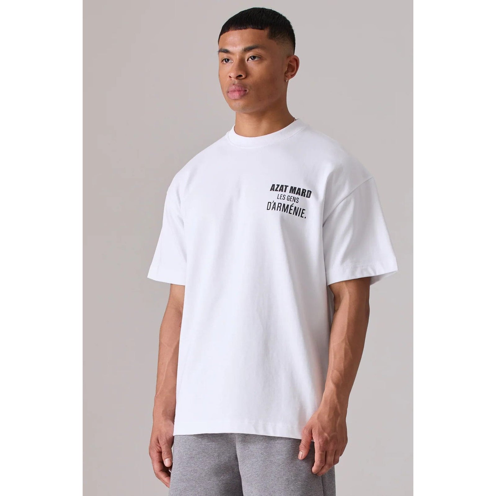 AZAT MARD LES GENS WHITE/BLACK T-SHIRT