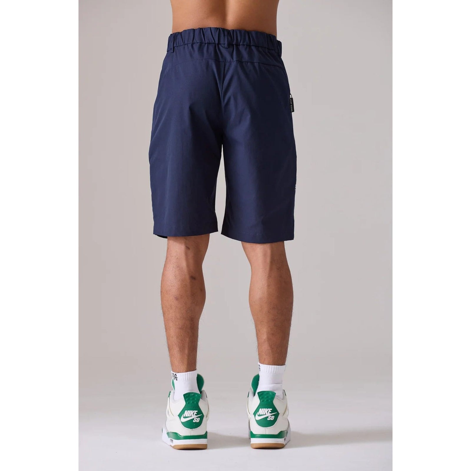 AZAT MARD GREY GOLF SHORT - Yooto