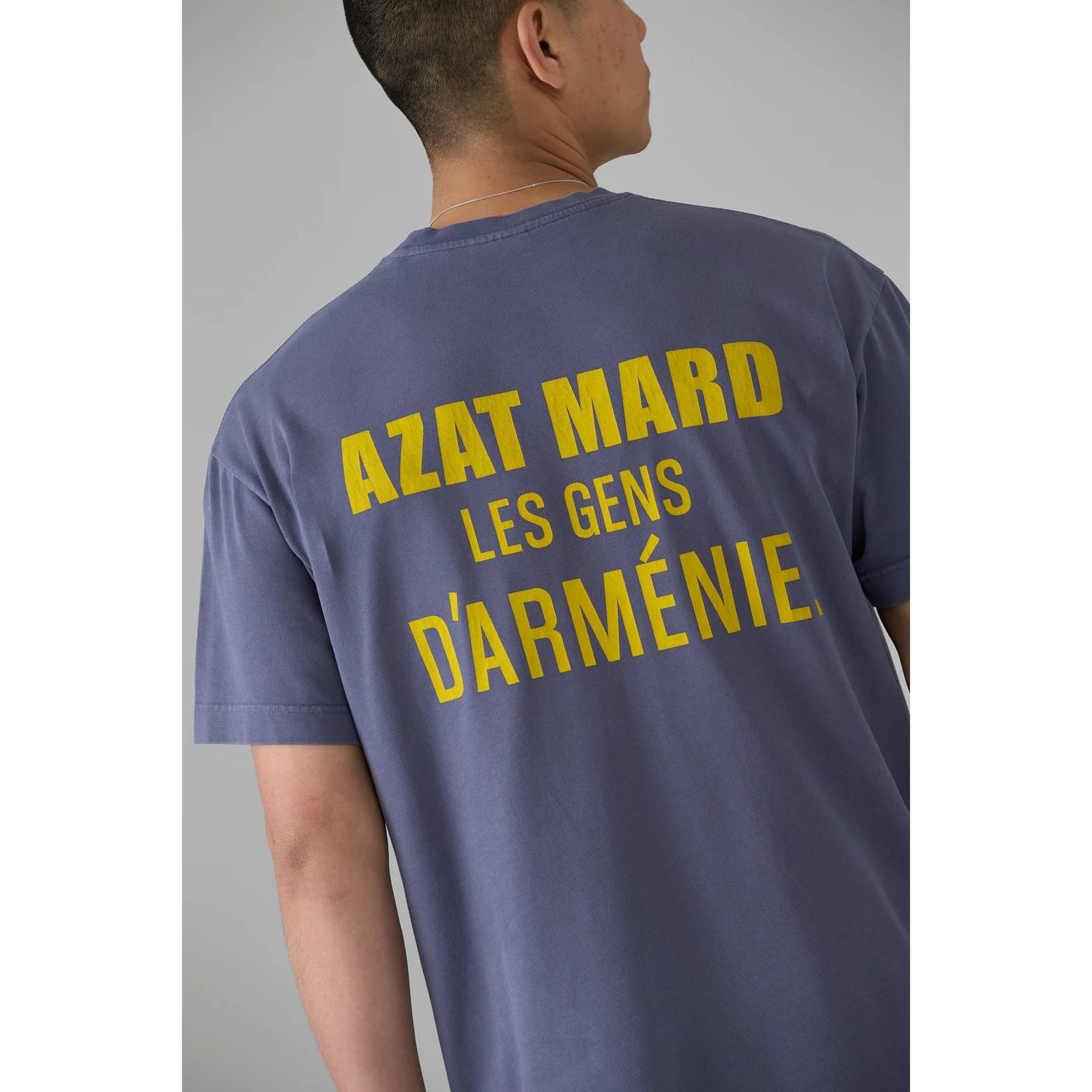 AZAT MARD LES GENS WHITE/BLUE T-SHIRT