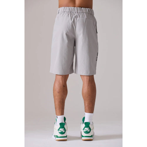 Load image into Gallery viewer, AZAT MARD GREY GOLF SHORT - Yooto
