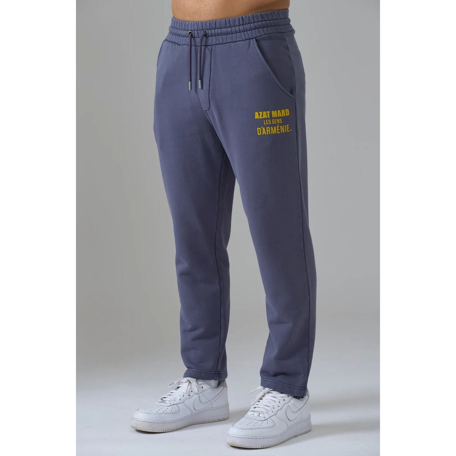 AZAT MARD LES GENS WASHED NAVY JOGGERS