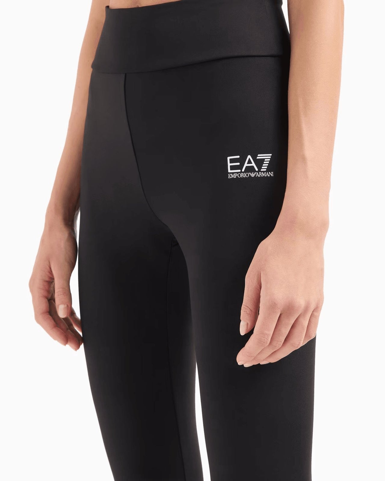 EMPORIO ARMANI Dynamic Athlete leggings in VIGOR7 technical fabric