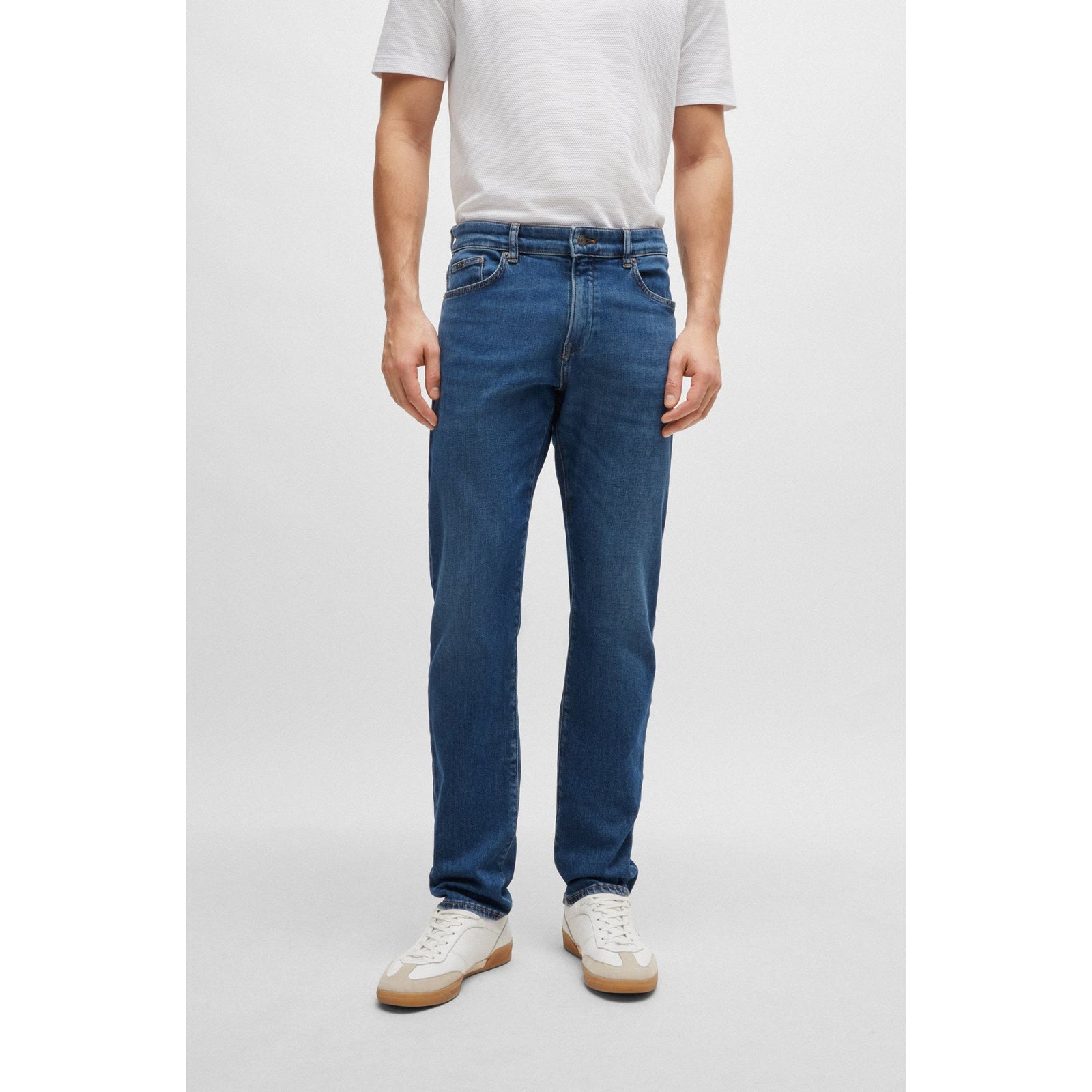 BOSS SLIM FIT JEANS IN COMFORTABLE BLUE STRETCH DENIM - Yooto