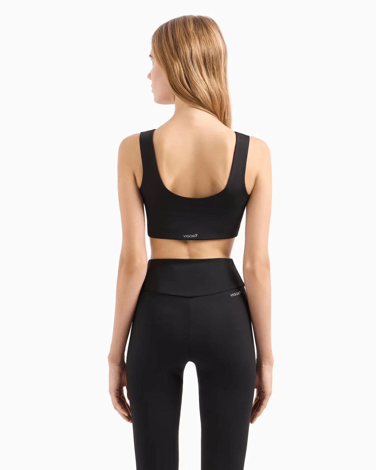 EMPORIO ARMANI Dynamic Athlete sports bra in VIGOR7 technical fabric