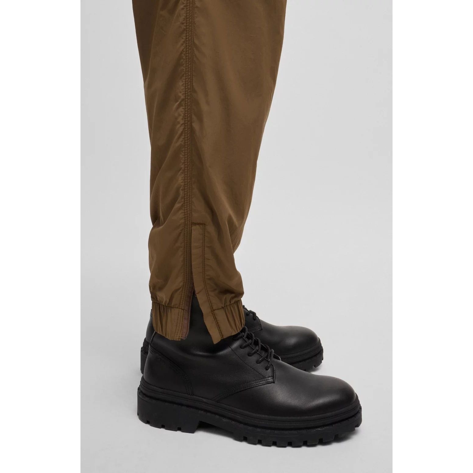 BOSS RELAXED-FIT TROUSERS IN LIGHTWEIGHT WATER-REPELLENT FABRIC