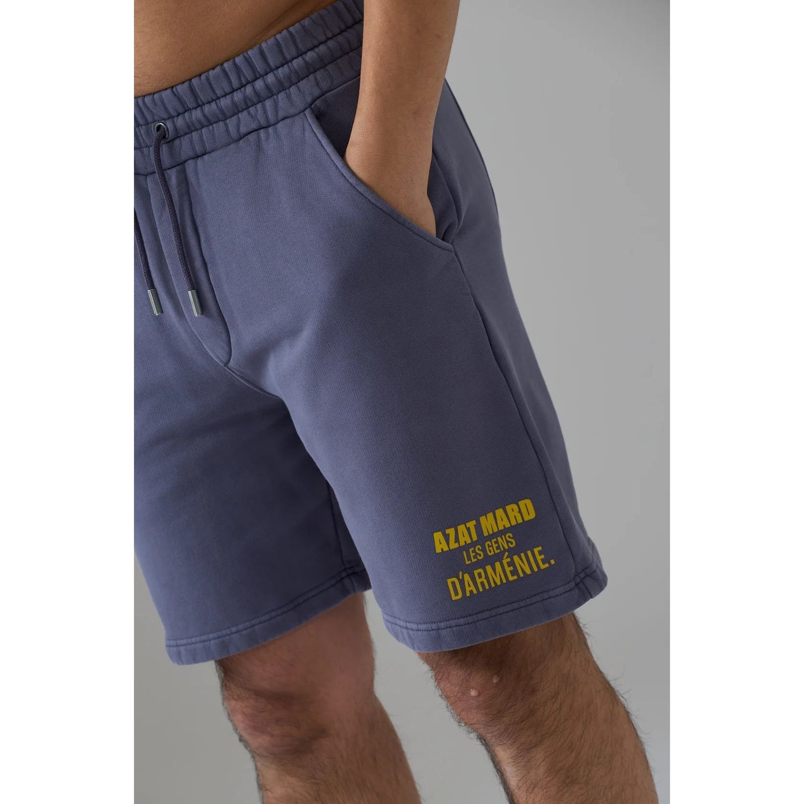 AZAT MARD LES GENS WASHED NAVY SHORTS