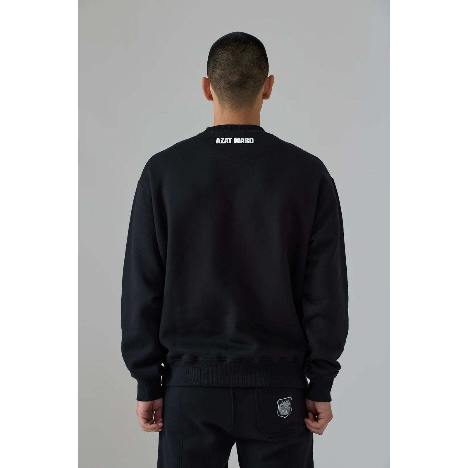 AZAT MARD BLACK FRONT CREST SWEATER