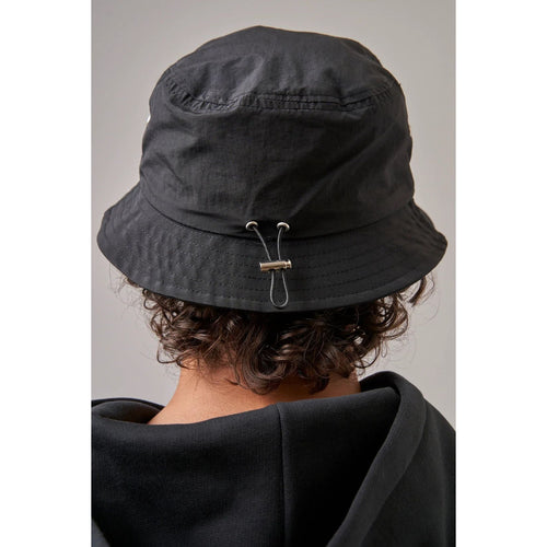 Load image into Gallery viewer, AZAT MARD LES GENS BLACK/YELLOW BUCKET HAT - Yooto
