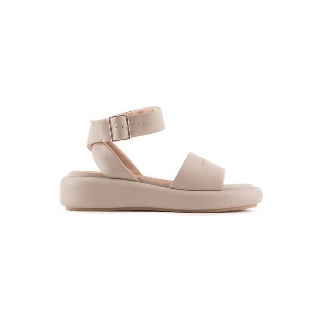 EMPORIO ARMANI LOGO-EMBOSSED LEATHER SANDALS - Yooto