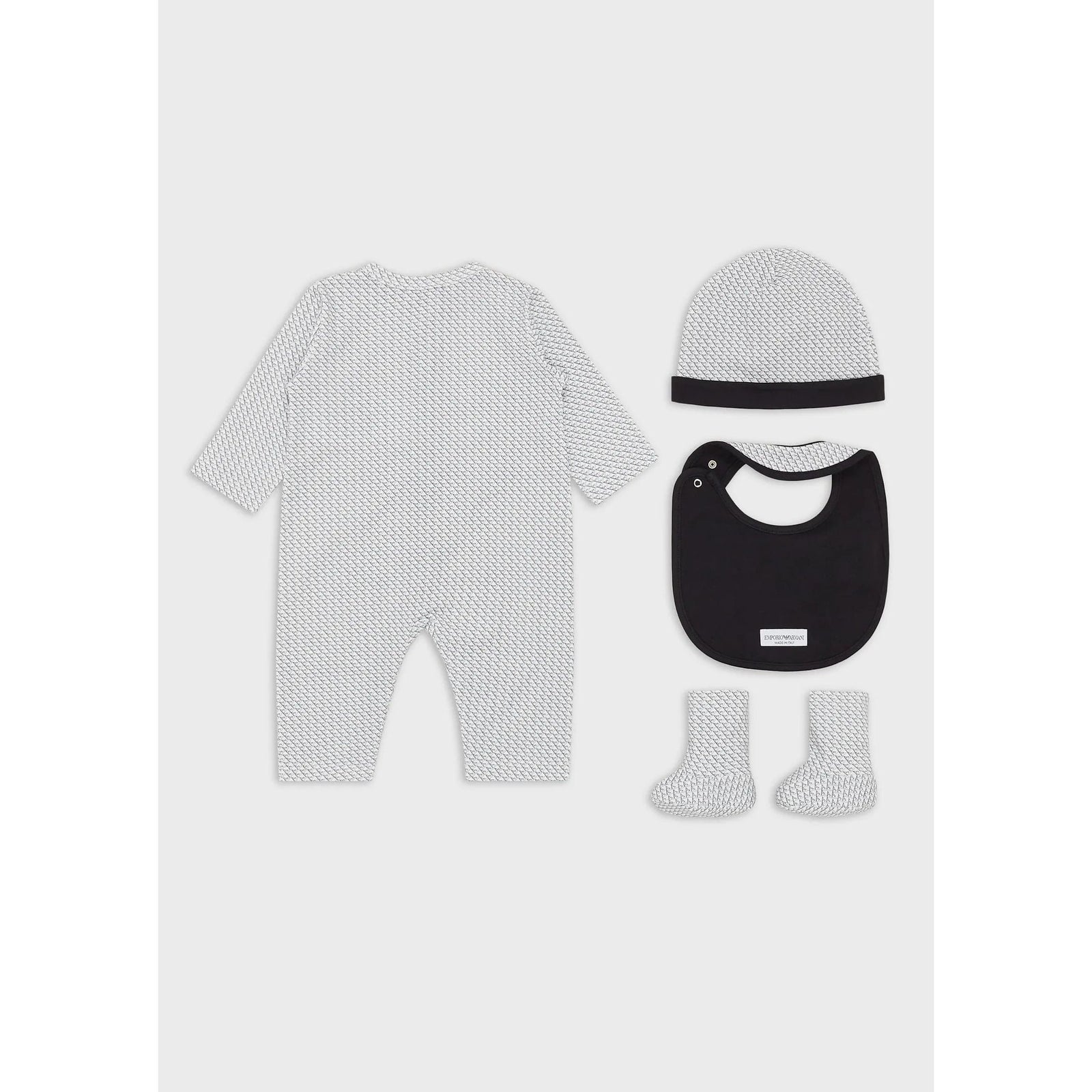 EMPORIO ARMANI KIDS GIFT SET CONSISTING OF OP-ART EAGLE BOOTIES, BIB, ONESIE AND BEANIE - Yooto