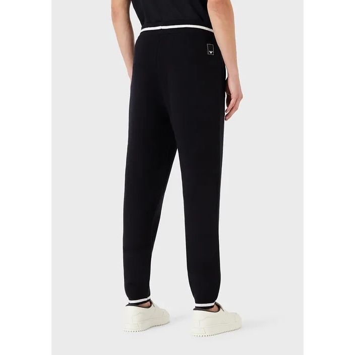 EMPORIO ARMANI
TRAVEL ESSENTIALS VIRGIN WOOL AND CASHMERE JOGGERS - Yooto