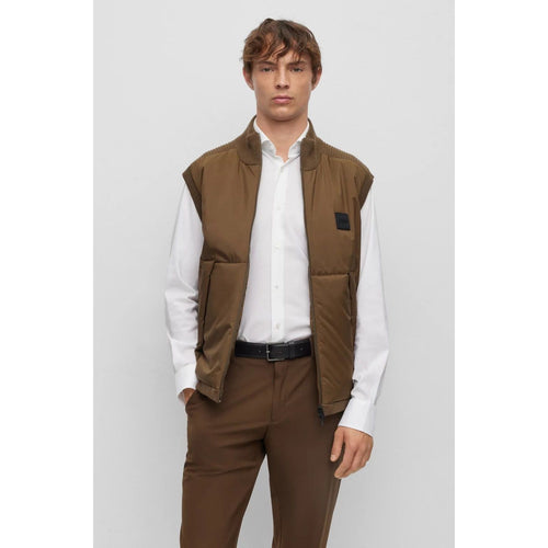 Load image into Gallery viewer, BOSS REGULAR-FIT GILET WITH LOGO PATCH - Yooto
