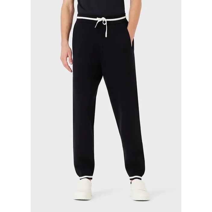 EMPORIO ARMANI
TRAVEL ESSENTIALS VIRGIN WOOL AND CASHMERE JOGGERS - Yooto