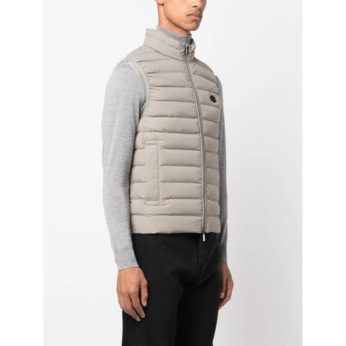 Load image into Gallery viewer, EMPORIO ARMANI QUILTED SLEEVELESS NYLON DOWN JACKET - Yooto
