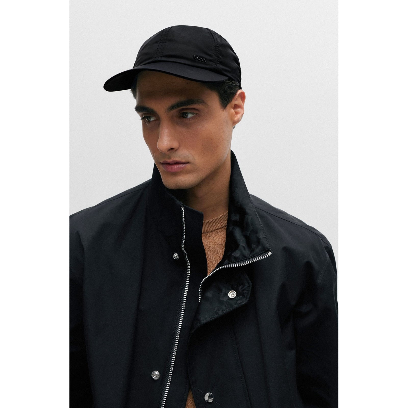 BOSS WATER-REPELLENT SIX-PANEL CAP WITH METAL LOGO - Yooto