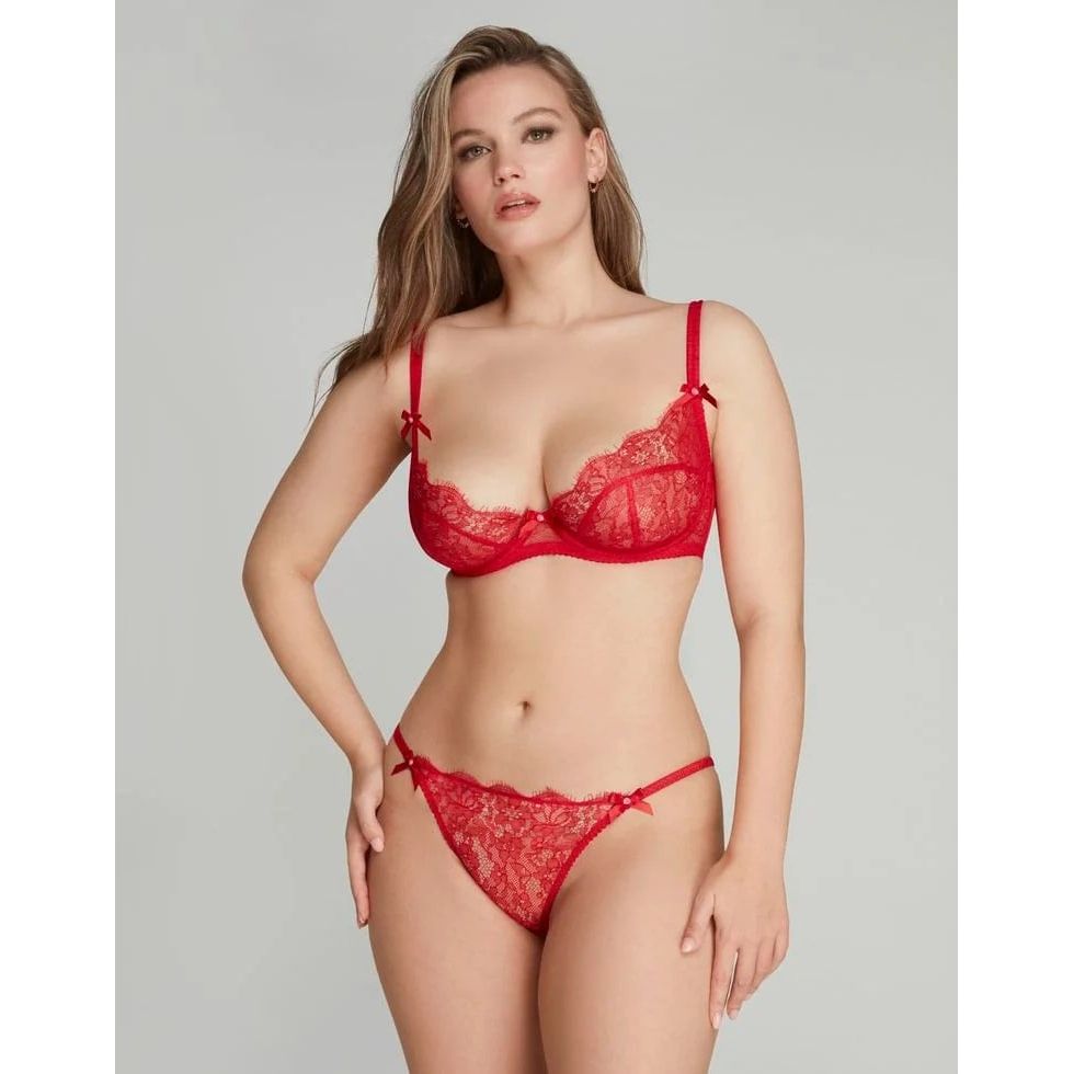 AGENT PROVOCATEUR LORNA LACE PLUNGE UNDERWIRED BRA - Yooto