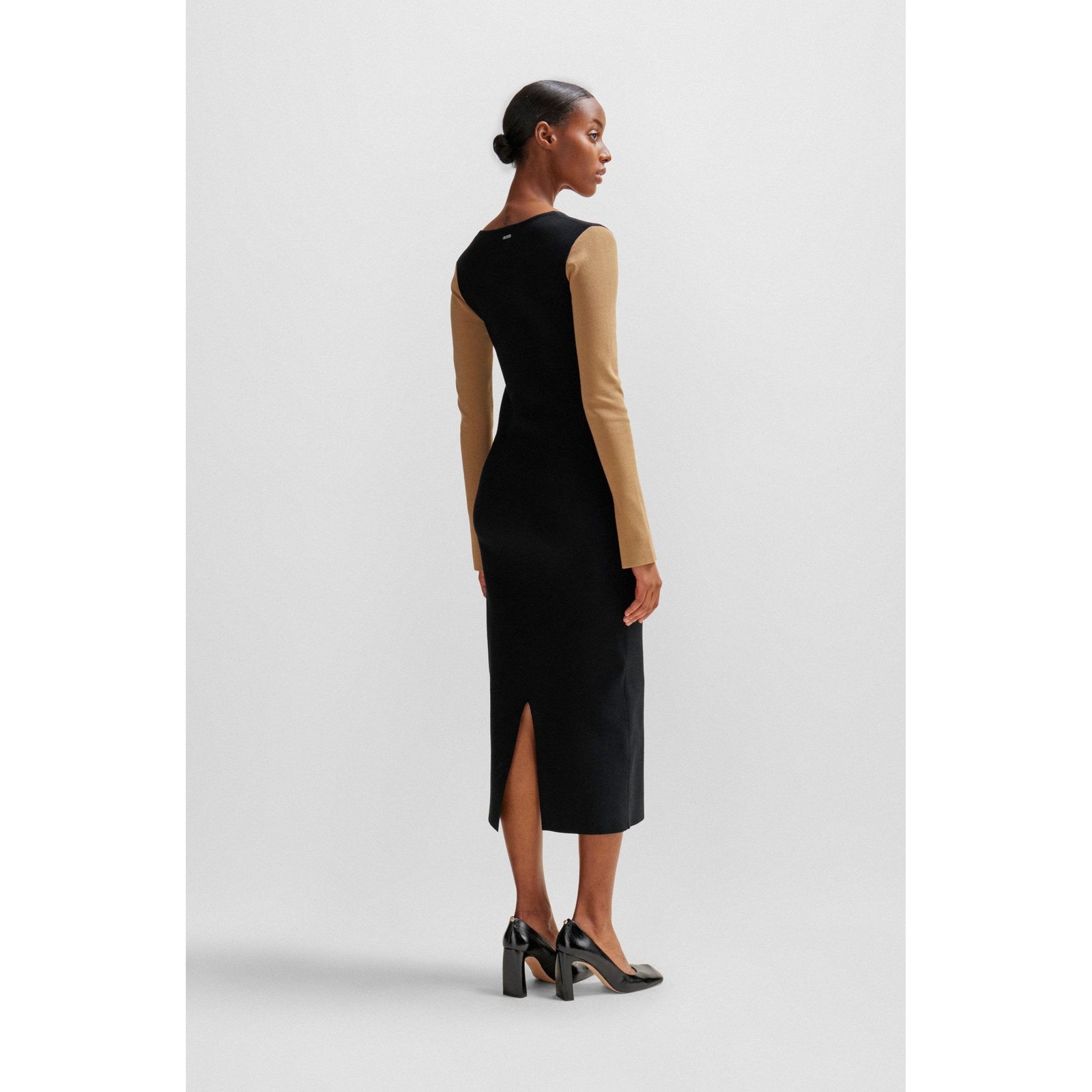 BOSS LONG-SLEEVED KNITTED DRESS WITH RIBBED KNIT AND V-NECKLINE - Yooto