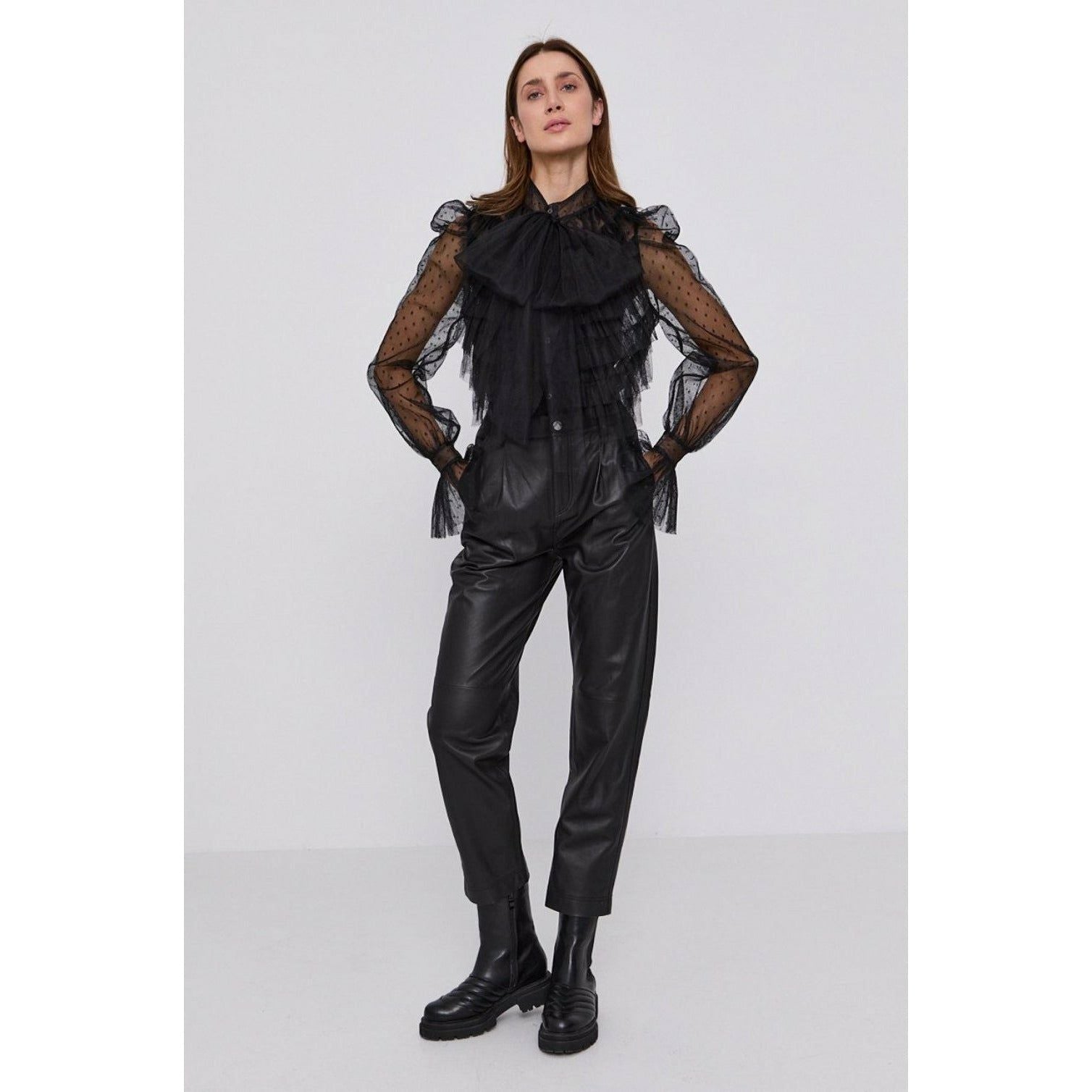 LEATHER TROUSERS - Yooto