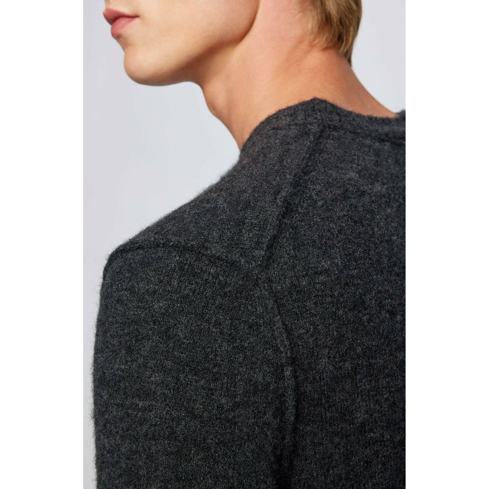 REGULAR-FIT SWEATER WITH CREW NECKLINE AND EMBROIDERED LOGO - Yooto