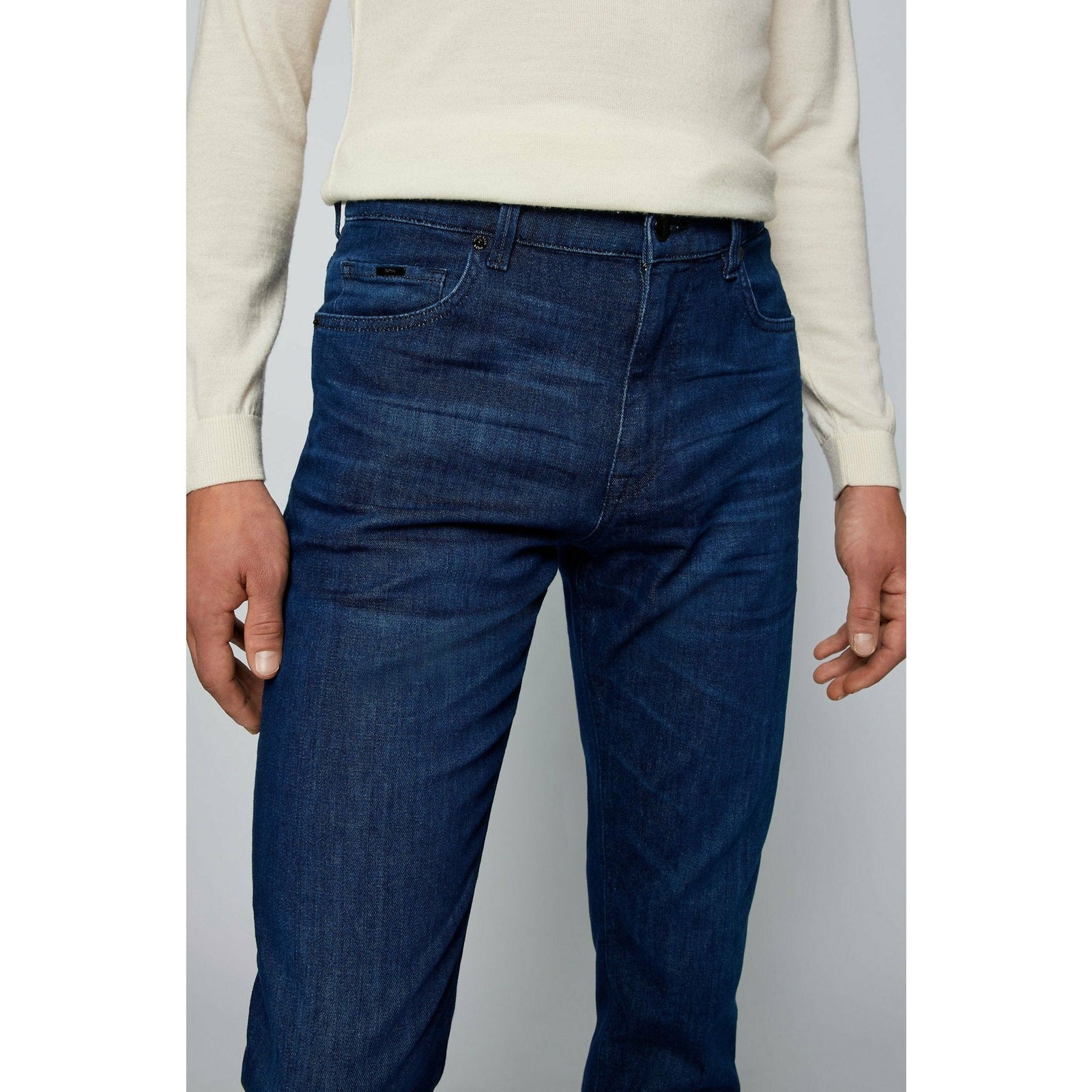 RELAXED-FIT JEANS IN SUPER-SOFT DARK-BLUE DENIM - Yooto